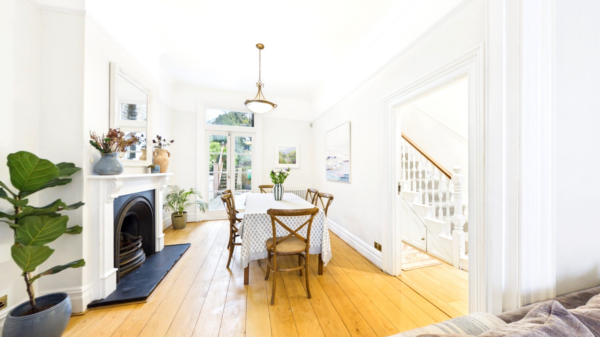 Charlton Church Lane, SE7 7AB