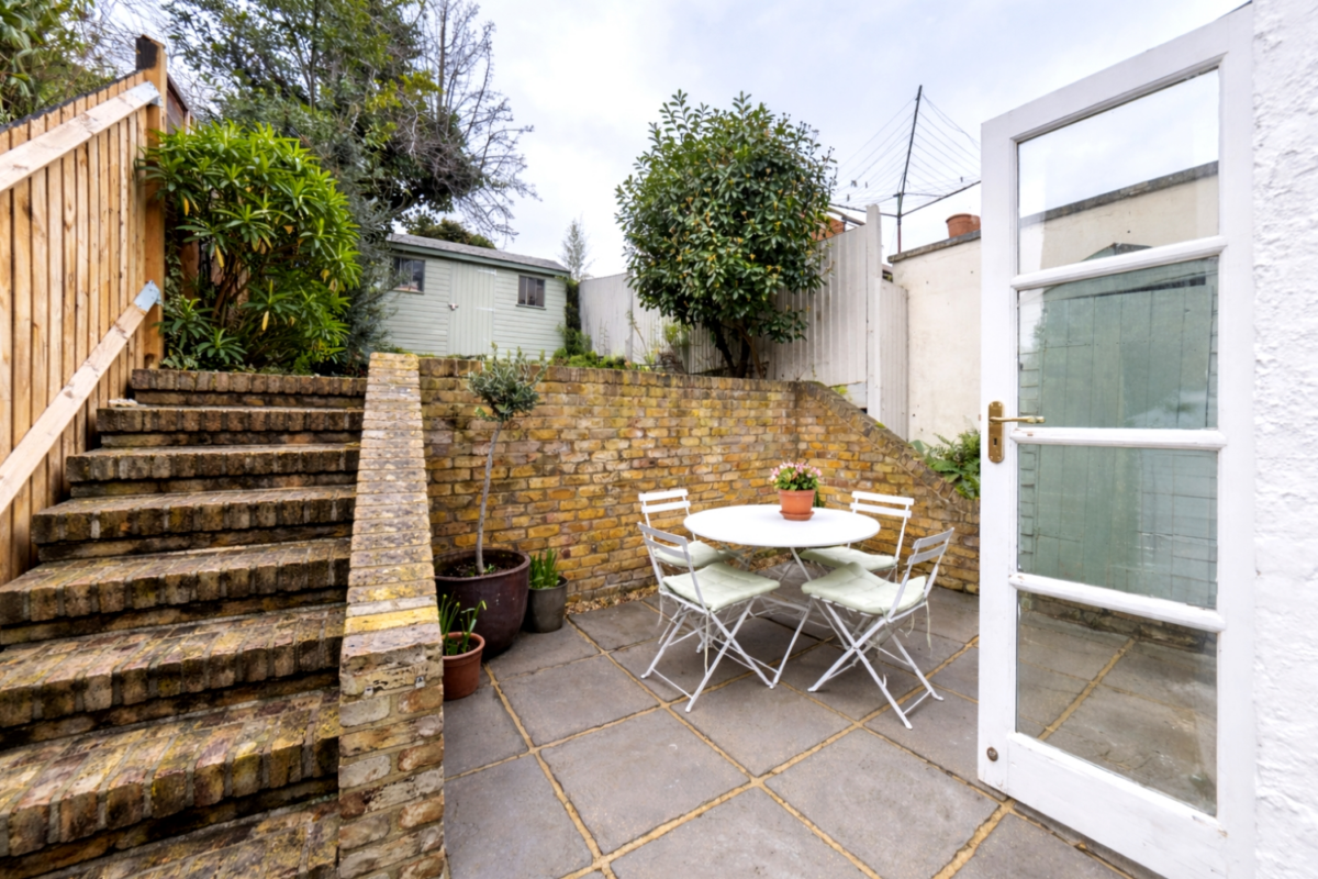 Charlton Church Lane, SE7 7AB