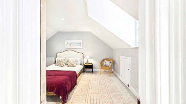 Charlton Church Lane, SE7 7AB