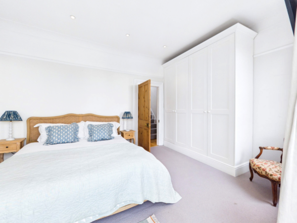 Charlton Church Lane, SE7 7AB