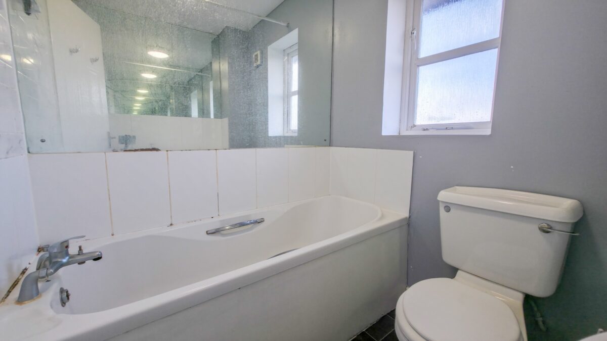 Floathaven Close, Central Thamesmead, London, SE28