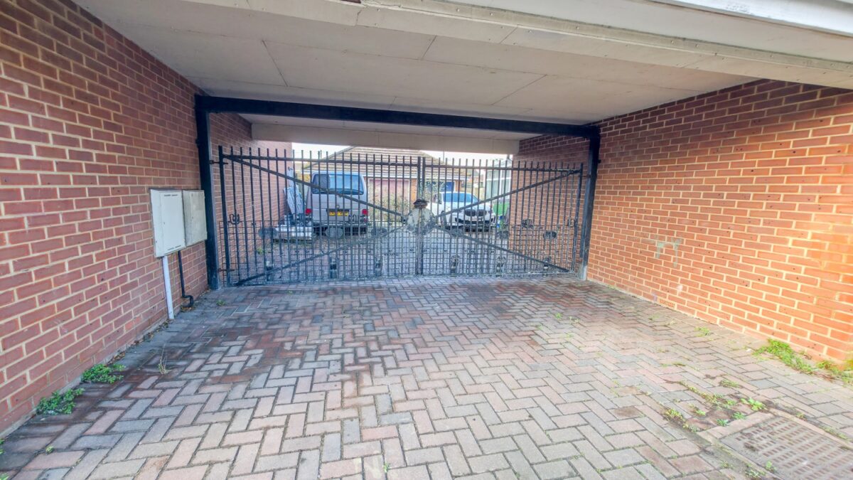 Floathaven Close, Central Thamesmead, London, SE28