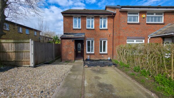 Carronade Place, West Thamesmead, London, SE28