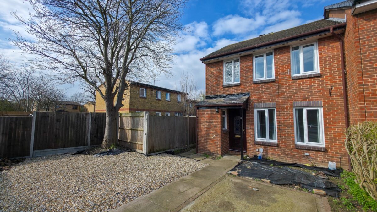 Carronade Place, West Thamesmead, London, SE28