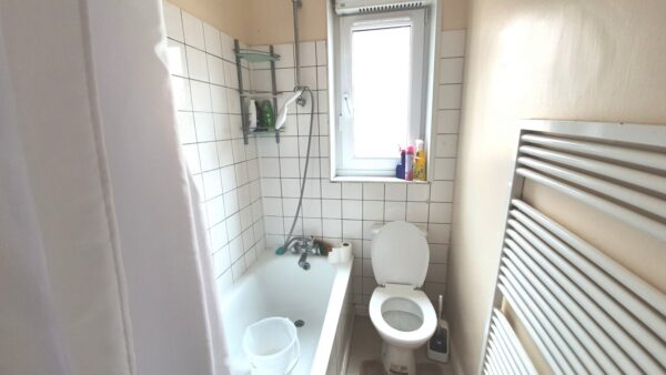 Barnfield Gardens , Plumstead, London, SE18