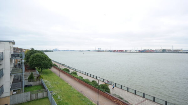Fantail Close, Thamesmead, London, SE28