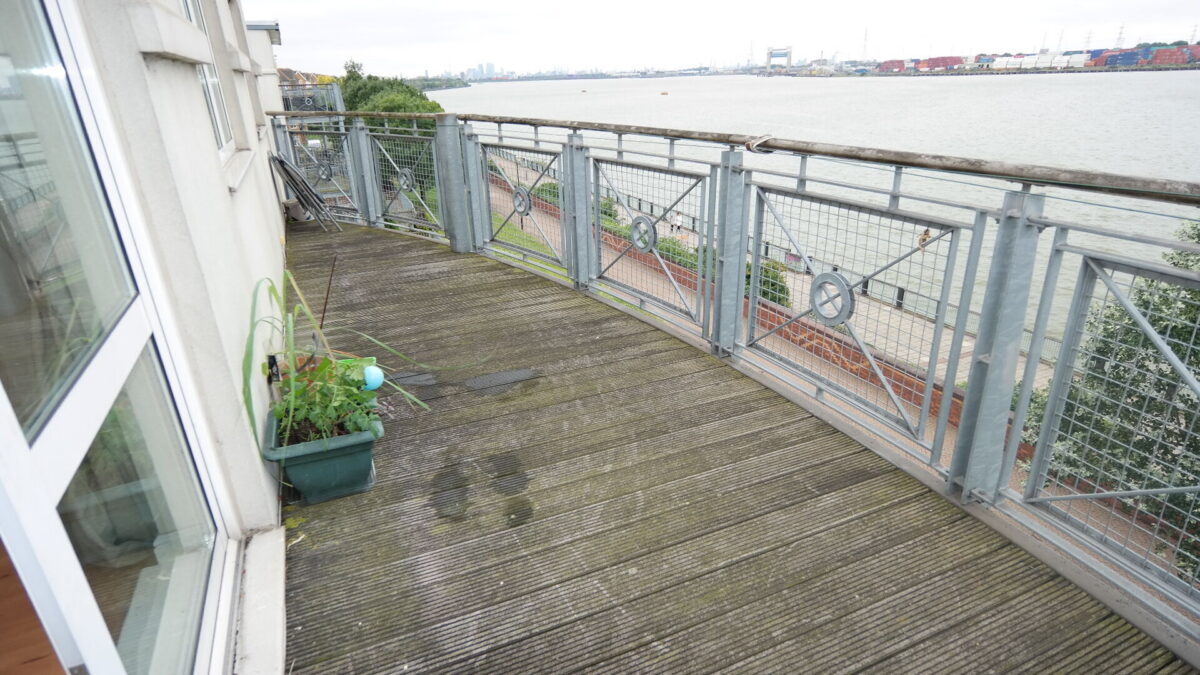 Fantail Close, Thamesmead, London, SE28