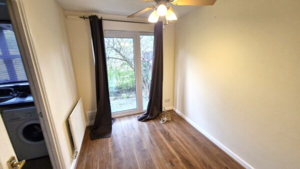 Narrow Boat Close, London, Greater London, SE28