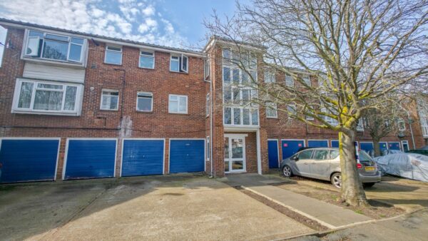Whernside Close, Thamesmead , London, SE28