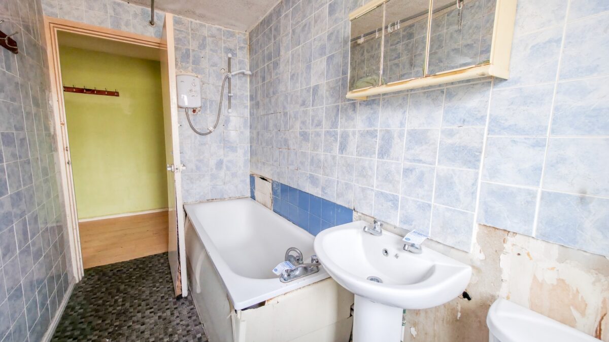 Whernside Close, Thamesmead , London, SE28