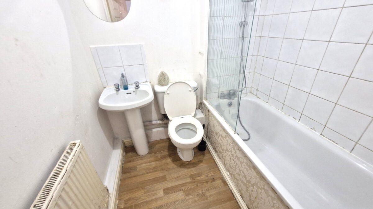 Uplands Close, London, SE18