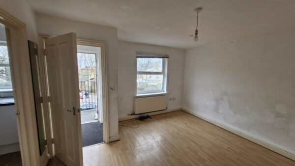 Uplands Close, London, SE18
