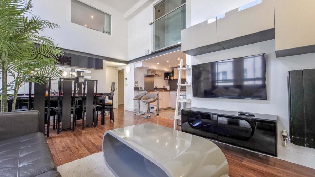 Building 22, Cadogan Road, Royal Arsenal, London, SE18