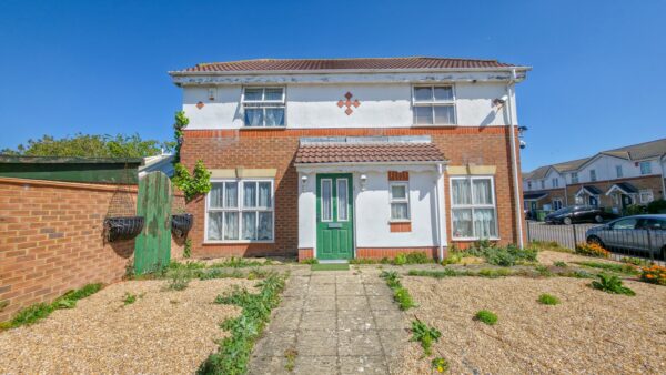 1 Waldstock Road, Central Thamesmead