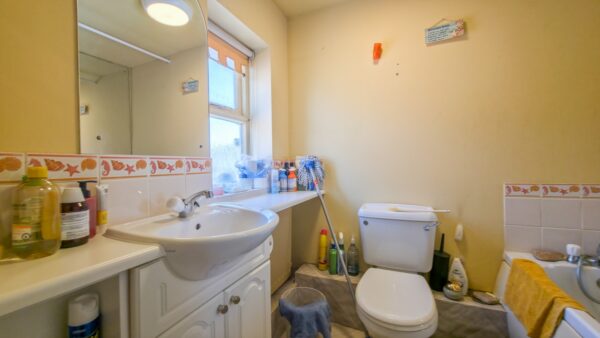 1 Waldstock Road, Central Thamesmead