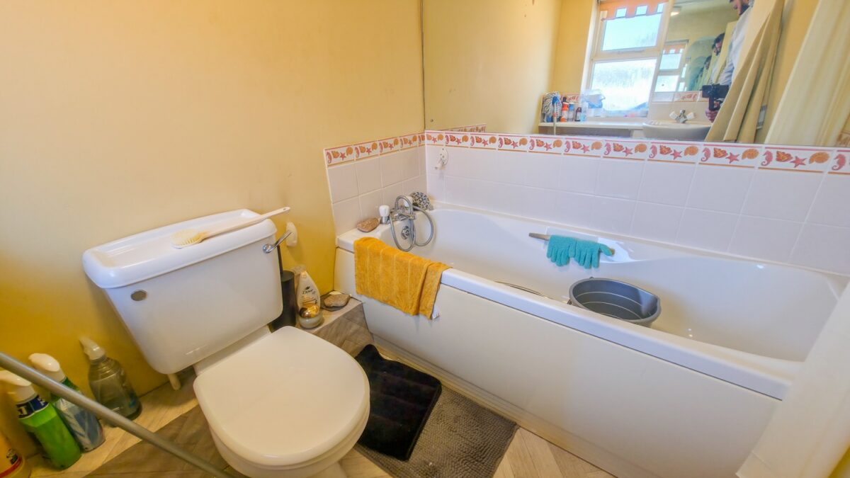 1 Waldstock Road, Central Thamesmead