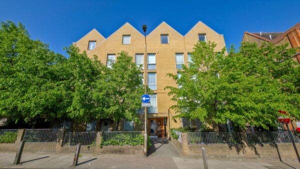 Schoolhouse Yard, Bloomfield Road, Woolwich, London, SE18