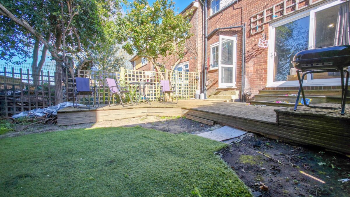 Olven Road, Plumstead Common, London, SE18