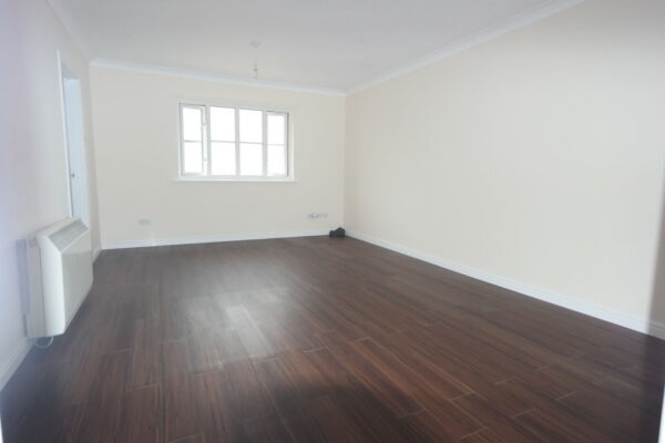 Sunningdale Close, Thamesmead, SE28