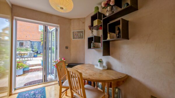 Greenhaven Drive, Central Thamesmead, SE28