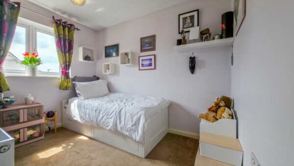 Greenhaven Drive, Central Thamesmead, SE28