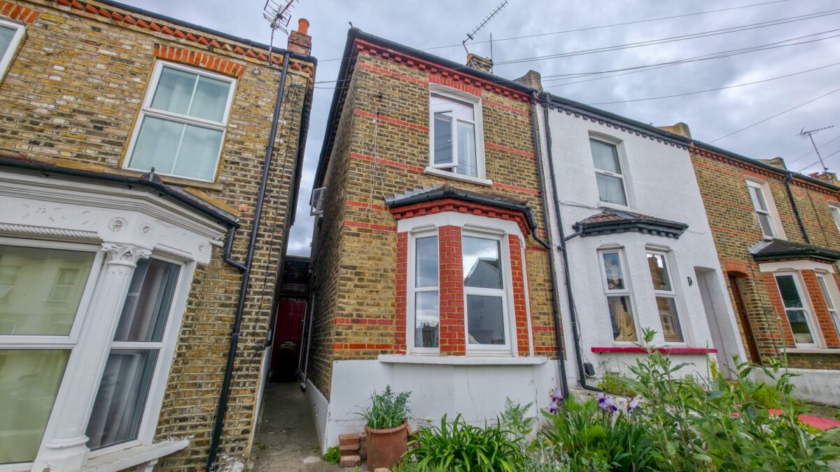 Waverley Road, Plumstead, London, SE18