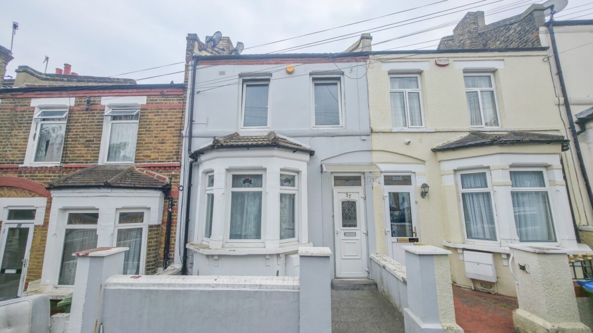 Ingledew Road, Plumstead, London, SE18