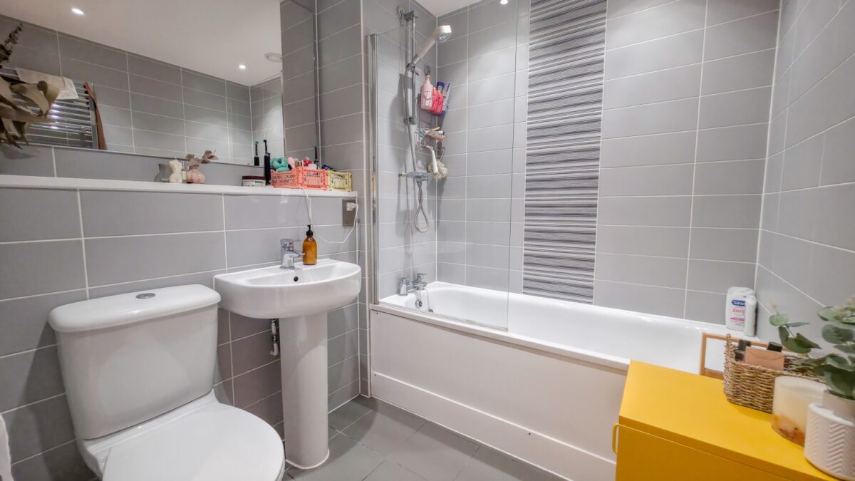 Knowles Court, 18 Brumwell Avenue, Woolwich, London, SE18