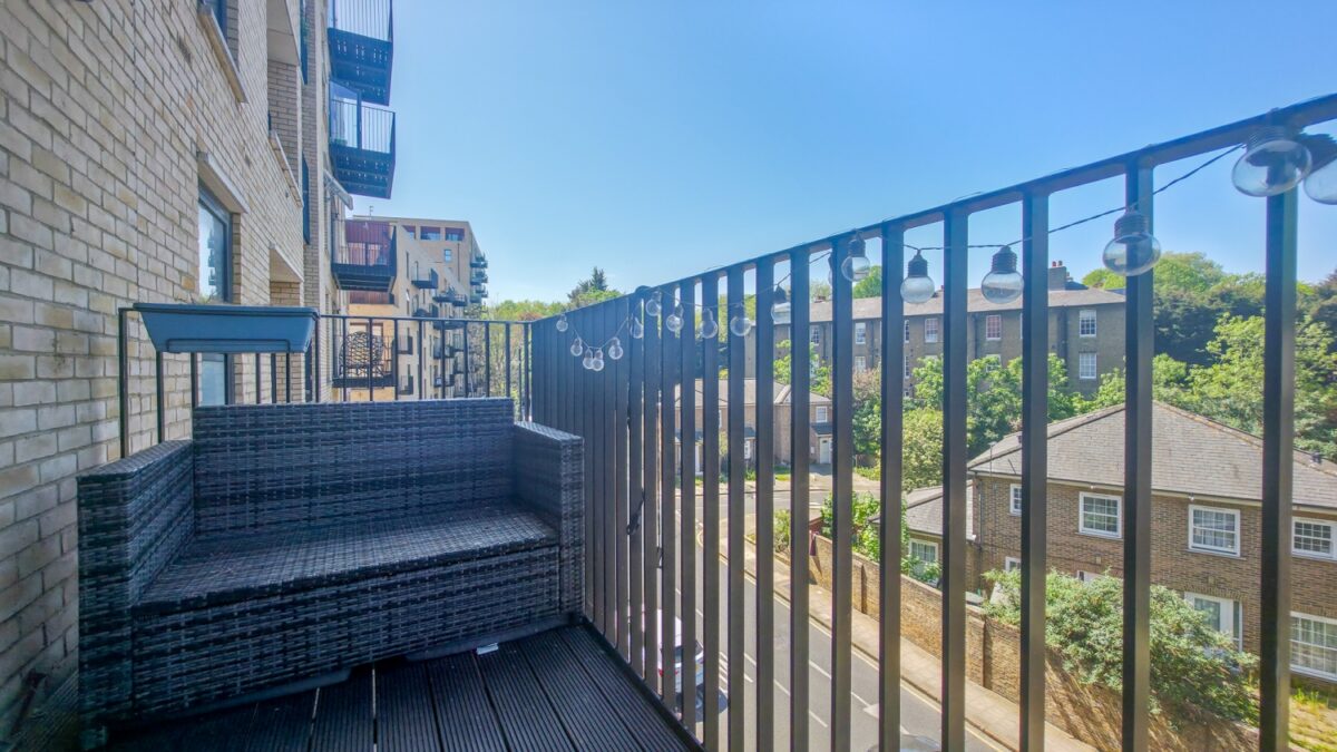 Knowles Court, 18 Brumwell Avenue, Woolwich, London, SE18