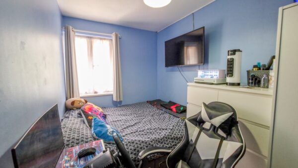 Longworth Close, Thamesmead, London, SE28