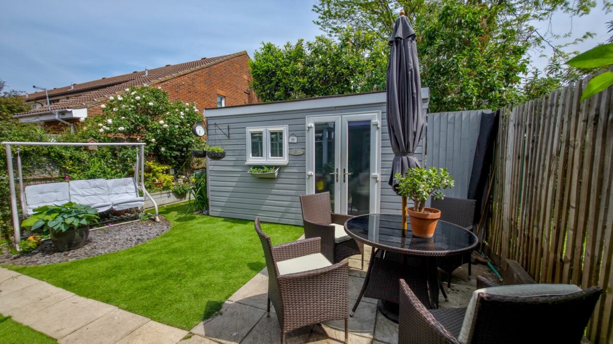 Longworth Close, Thamesmead, London, SE28
