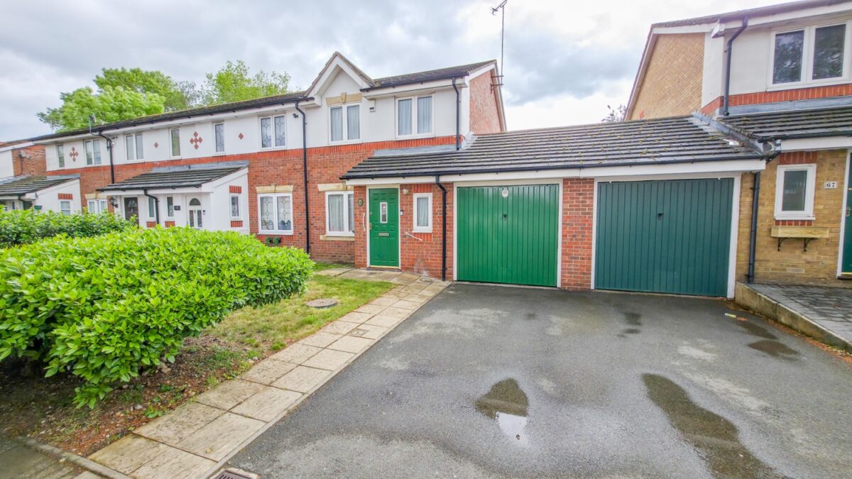 Birchdene Drive, Central Thamesmead, London, SE28
