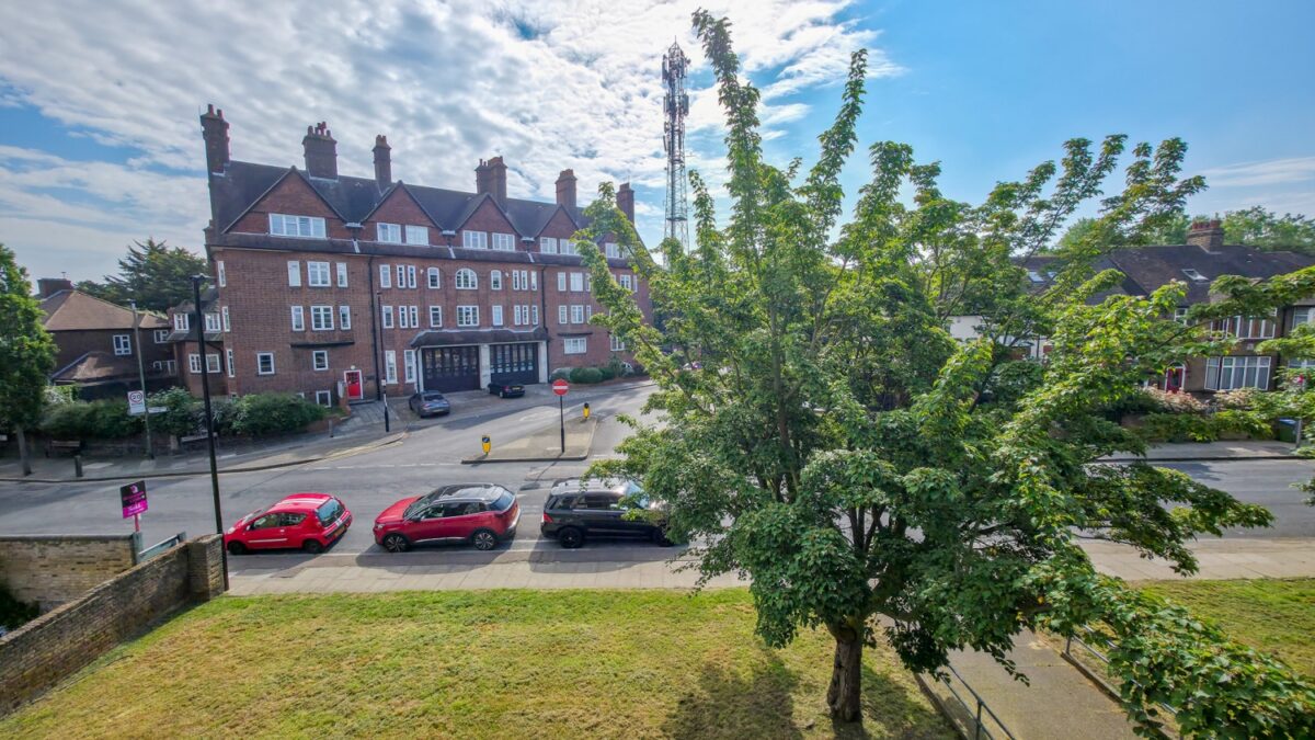 Shrewsbury Lane, Shooters Hill, London, SE18