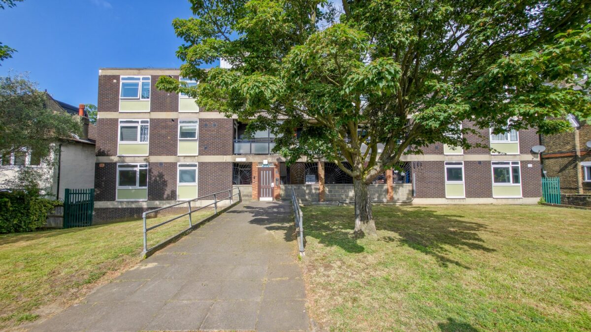 Shrewsbury Lane, Shooters Hill, London, SE18