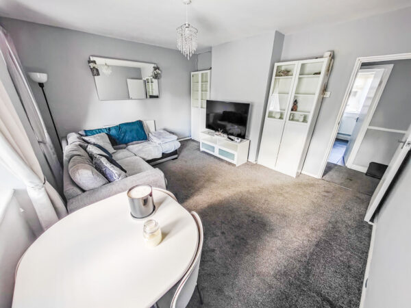 22 Lydden Court, Restons Crescent, Eltham, SE9