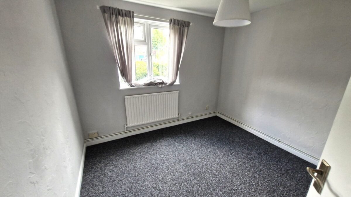 Crowden Way, North Thamesmead, London, SE28
