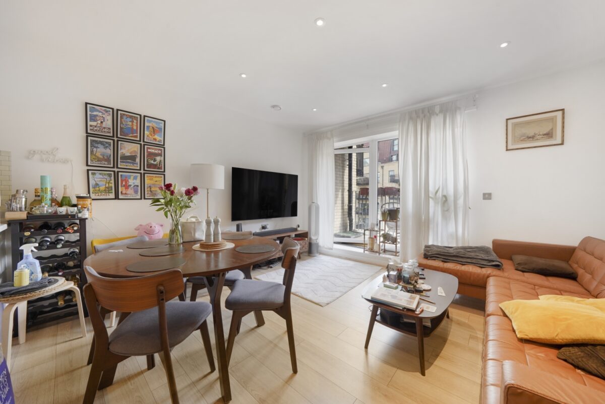 Knowles Court, 18 Brumwell Avenue, Woolwich, London, SE18