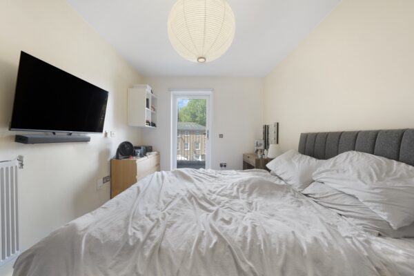 Knowles Court, 18 Brumwell Avenue, Woolwich, London, SE18