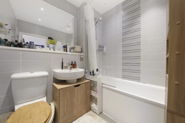 Knowles Court, 18 Brumwell Avenue, Woolwich, London, SE18
