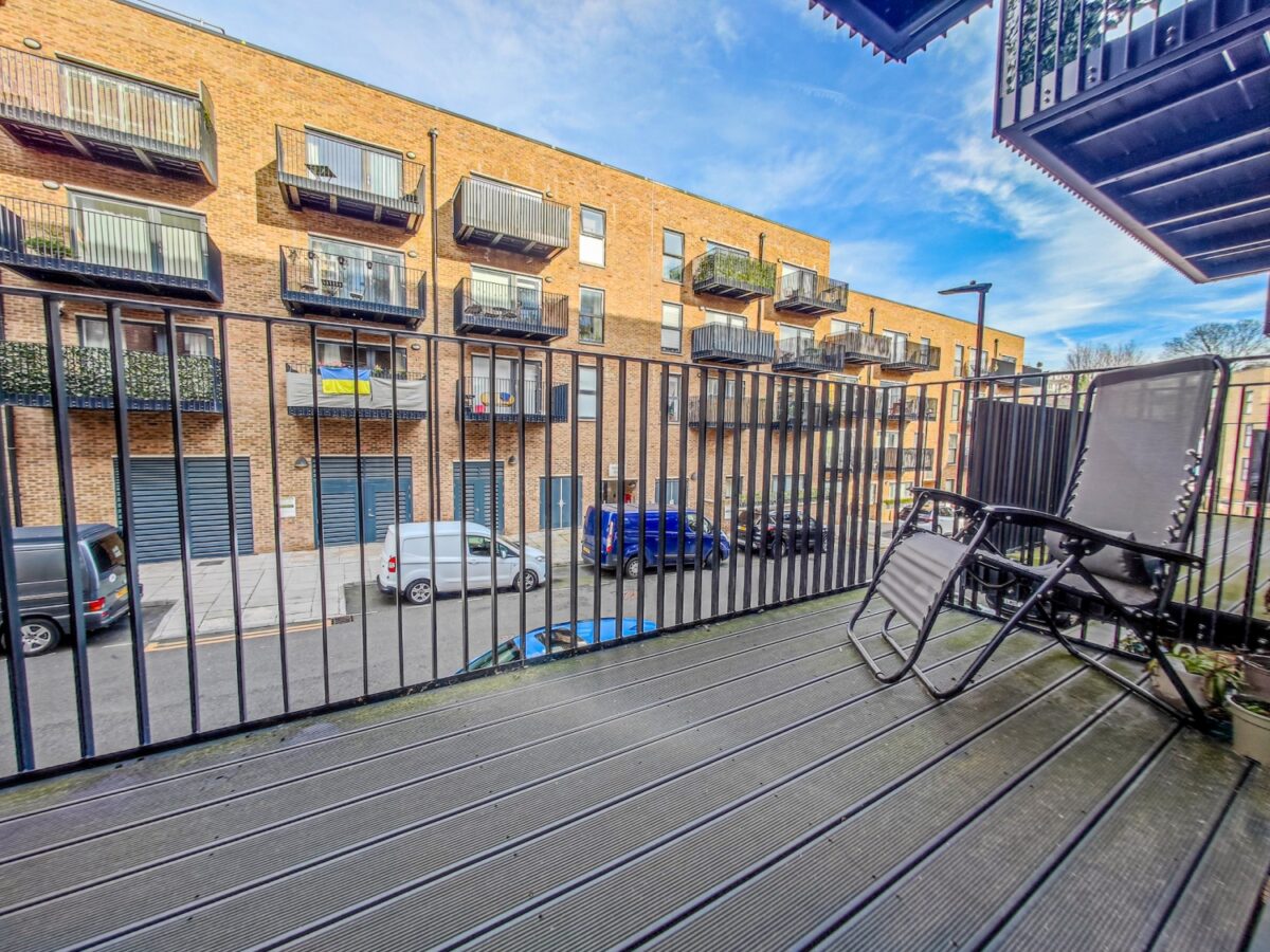 Flat 101,Searles Court Rolfe Terrace, Woolwich