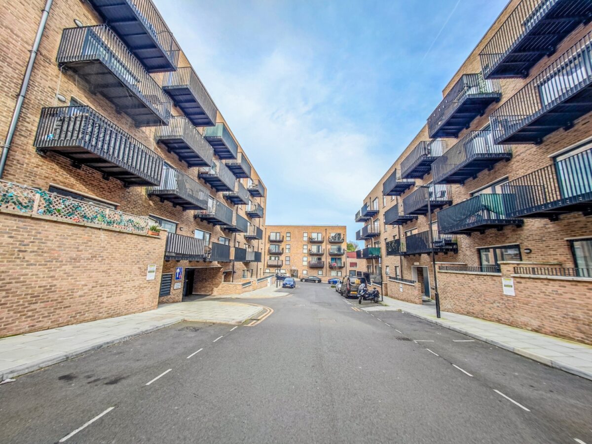 Flat 101,Searles Court Rolfe Terrace, Woolwich
