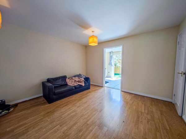 Martins Walk, West Thamesmead, London, SE28