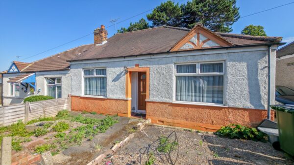 Kingsdale Road, Plumstead Common, London, SE18