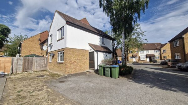 Bertrand Way, London, SE28