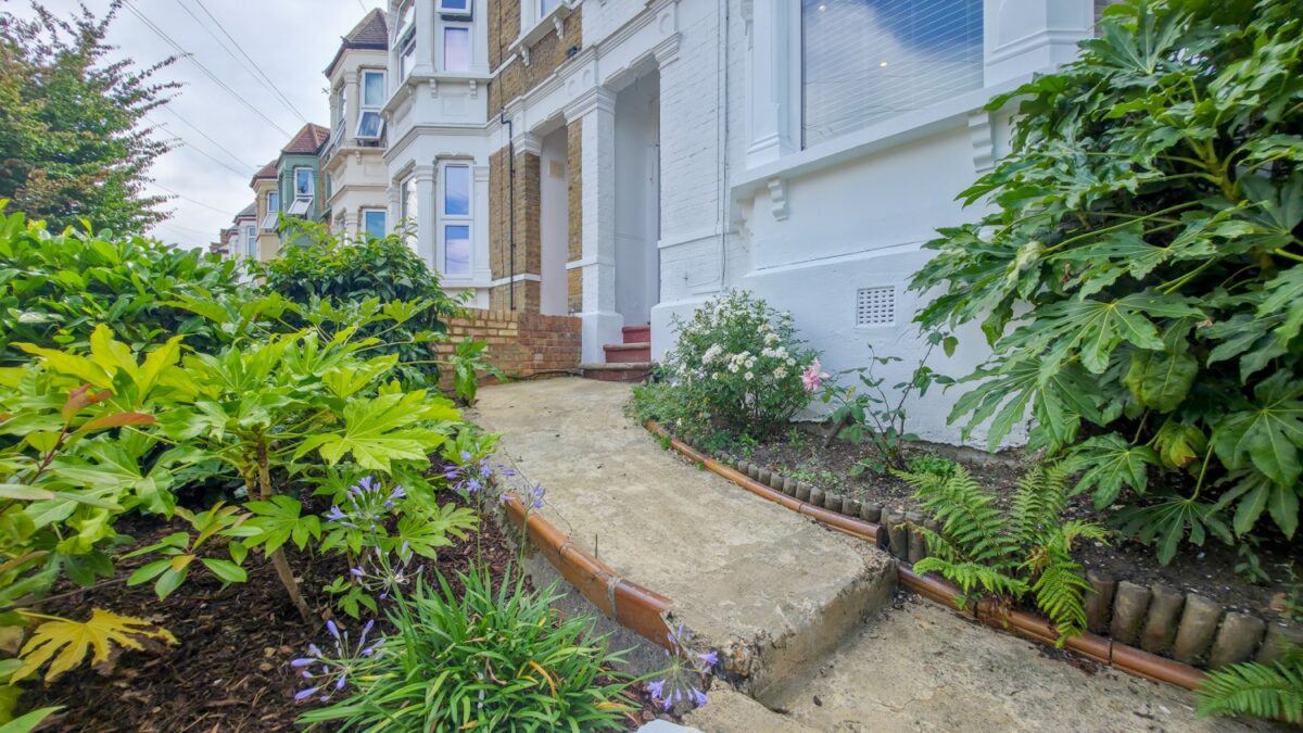 Genesta Road, Shooters Hill, London, SE18