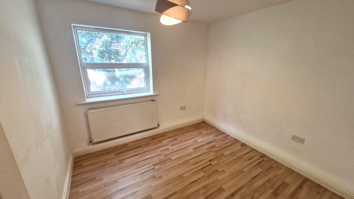 Uplands Close, London, SE18