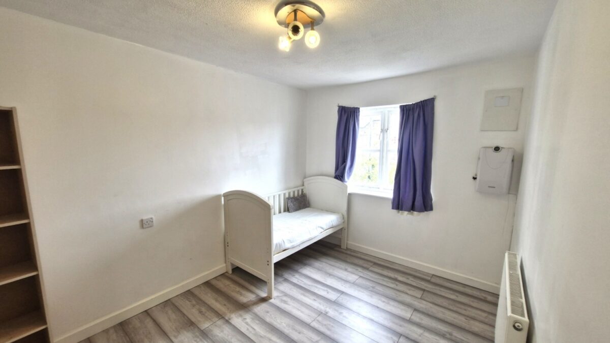 Grasshaven Way, London, London, SE28