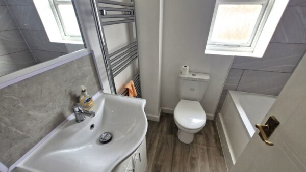 Grasshaven Way, London, London, SE28
