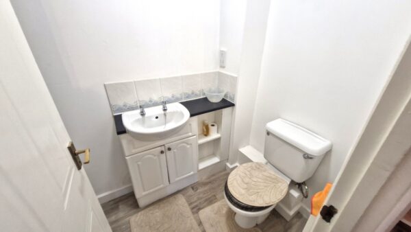 Grasshaven Way, London, London, SE28