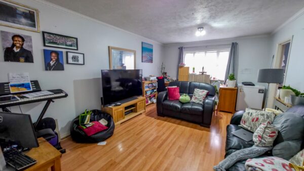 Fairway Drive, North Thamesmead, London, SE28
